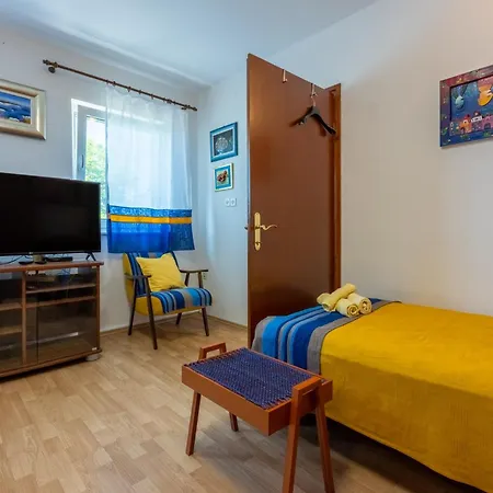 Vakantiehuis Manas *